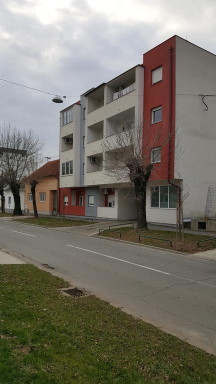 Apartment Roko أوسييك المظهر الخارجي الصورة